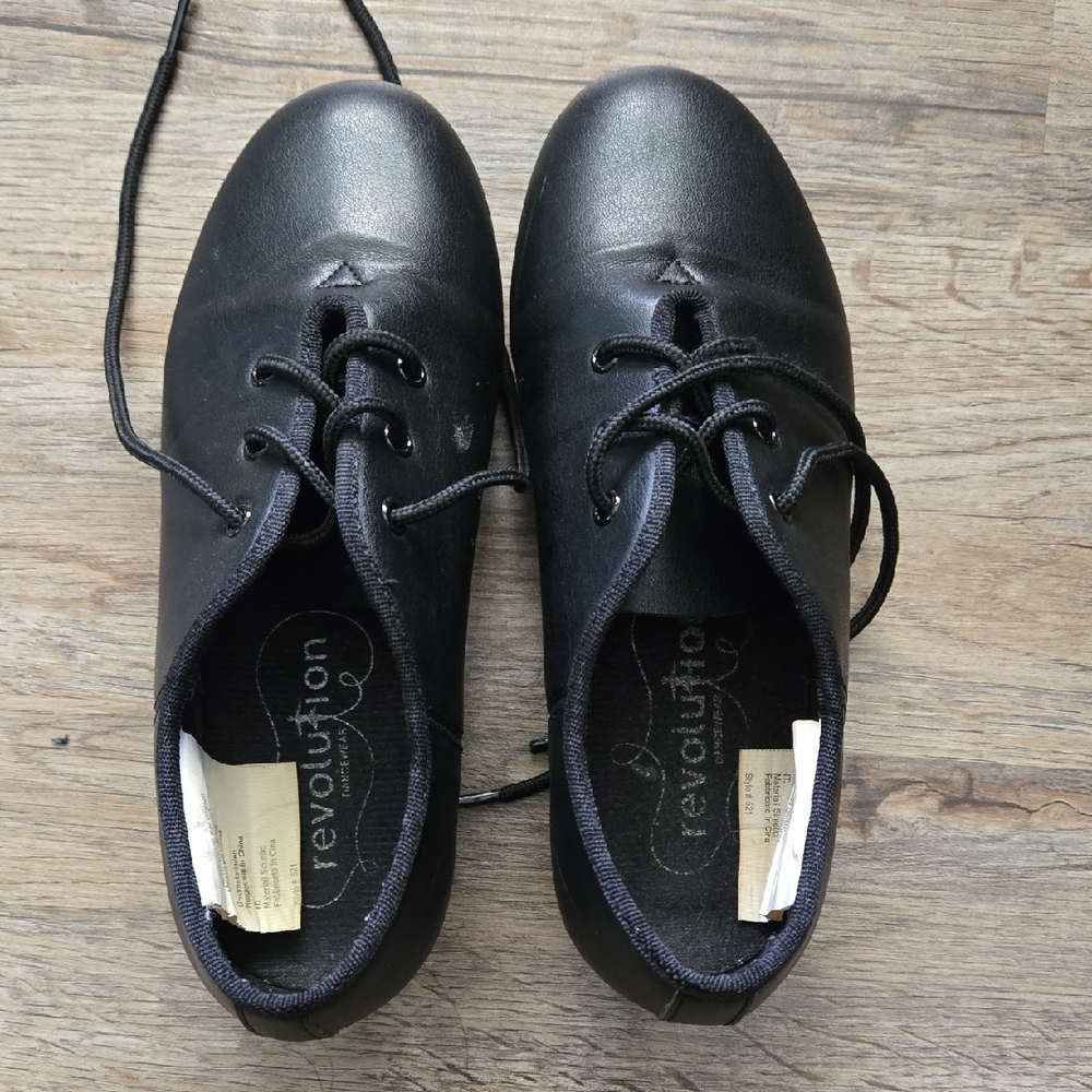 Revolution Classic Black Lace-Up Shoes